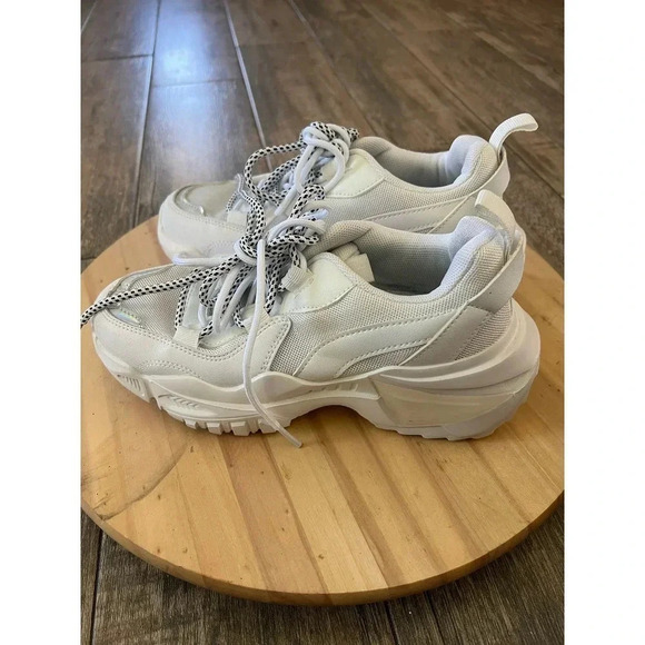 Berness Nova 01 Women's White Lace Up Running Mesh Sneaker Size 6 - Picture 2 of 6